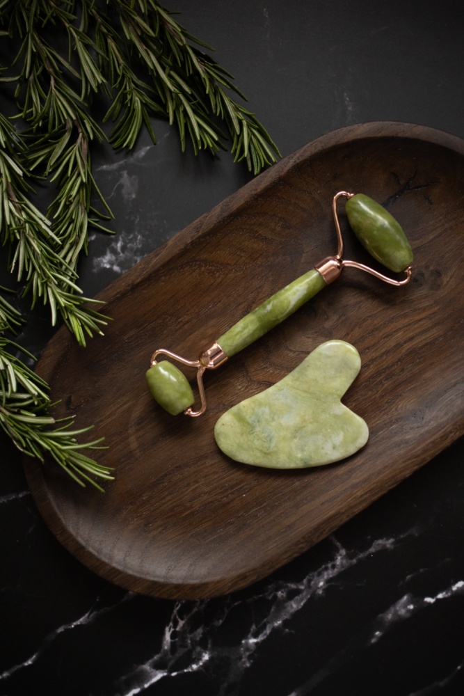 Jade roller and guasha for facial massage and enhancing blood circulation