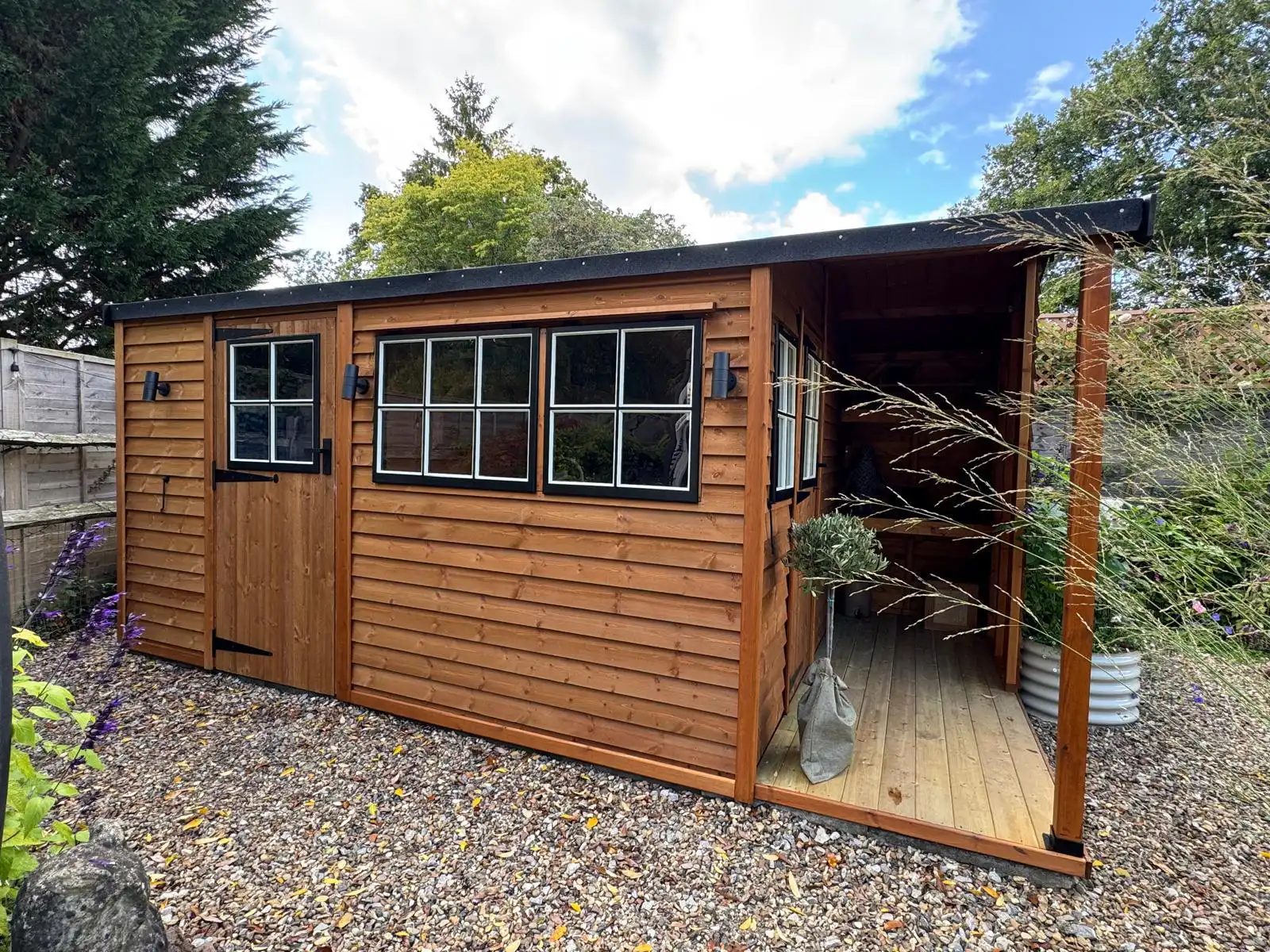 Malvern HD combination shed