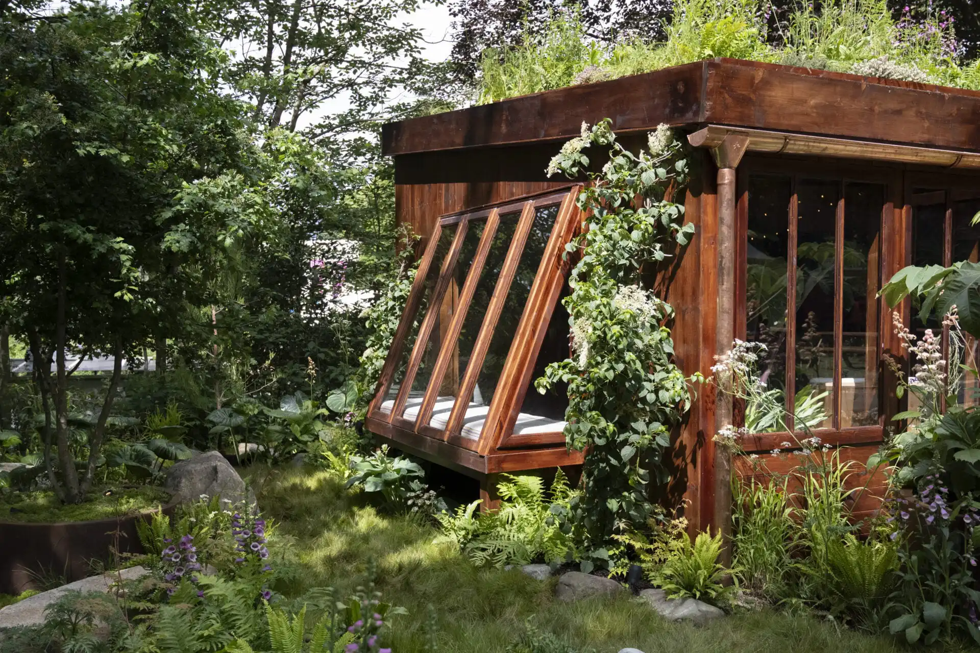 The Composer's Cabin Chelsea Flower Show Malvern Garden Buildings